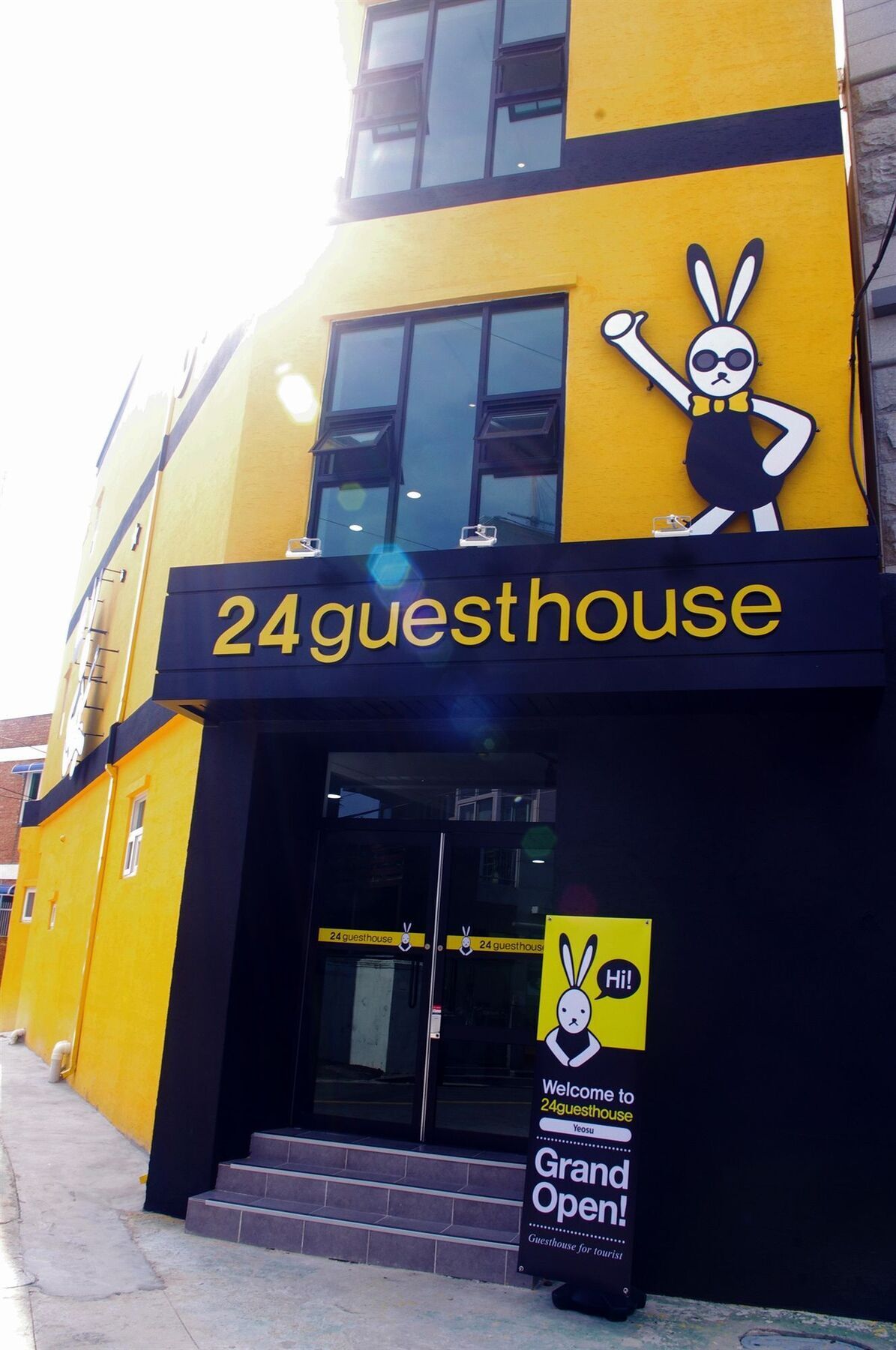24 Guesthouse Yeosu Extérieur photo