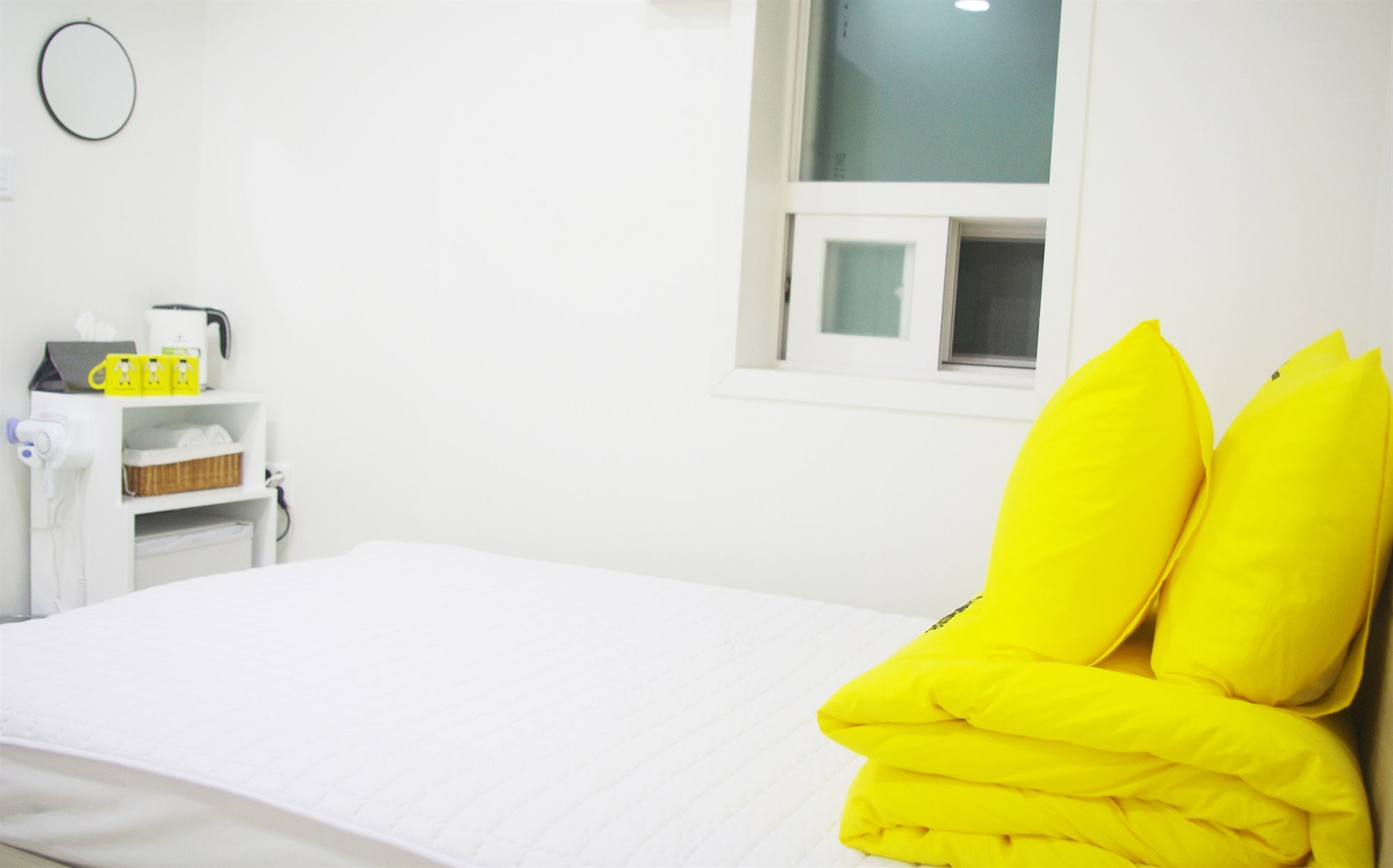 24 Guesthouse Yeosu Extérieur photo