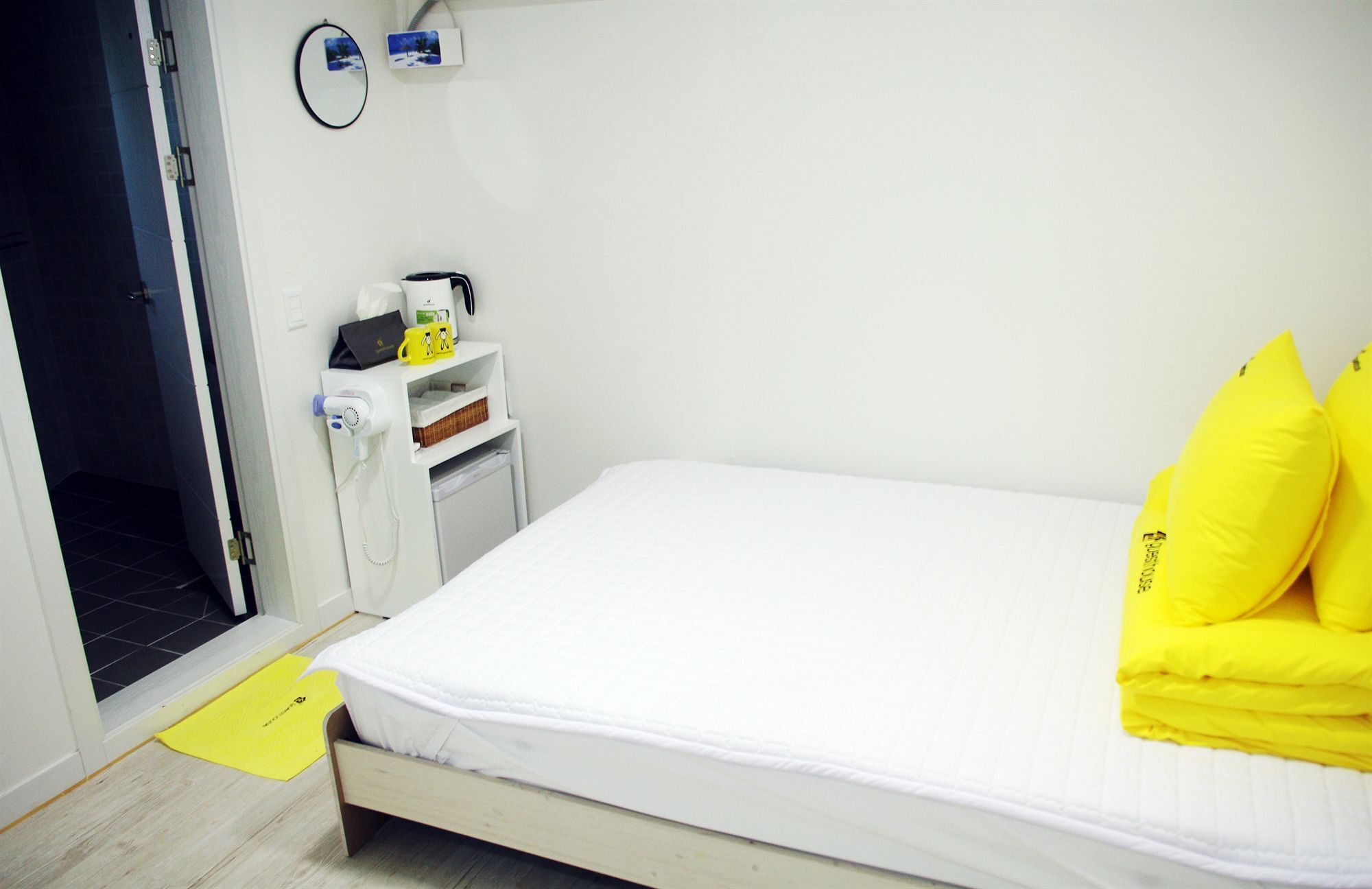 24 Guesthouse Yeosu Extérieur photo