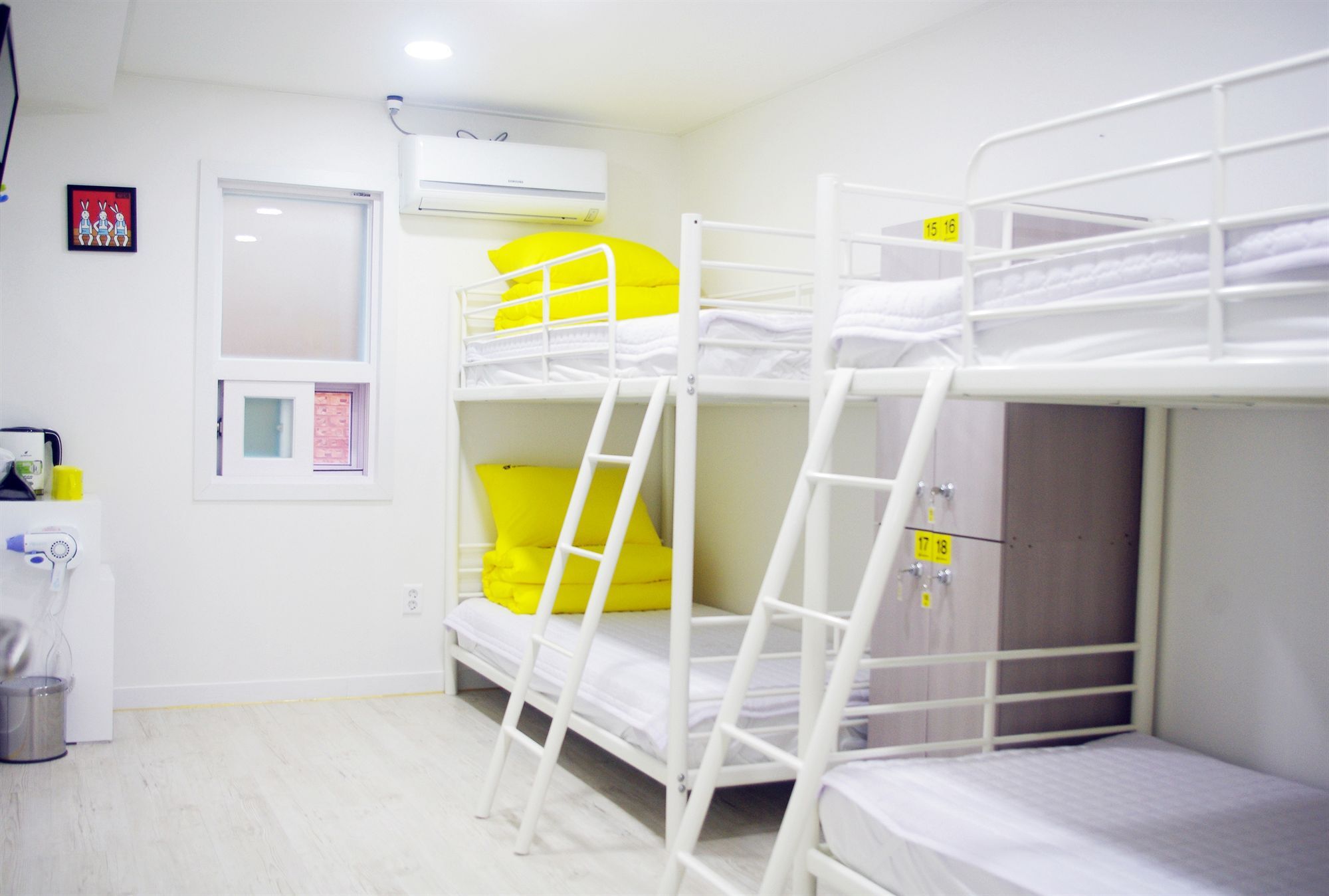 24 Guesthouse Yeosu Extérieur photo