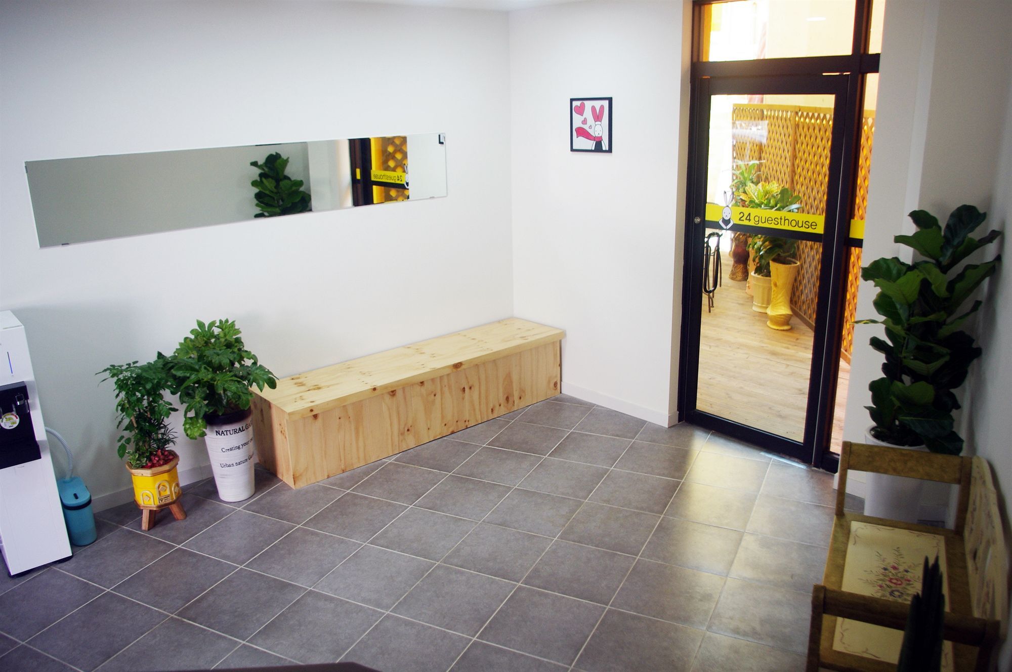 24 Guesthouse Yeosu Extérieur photo