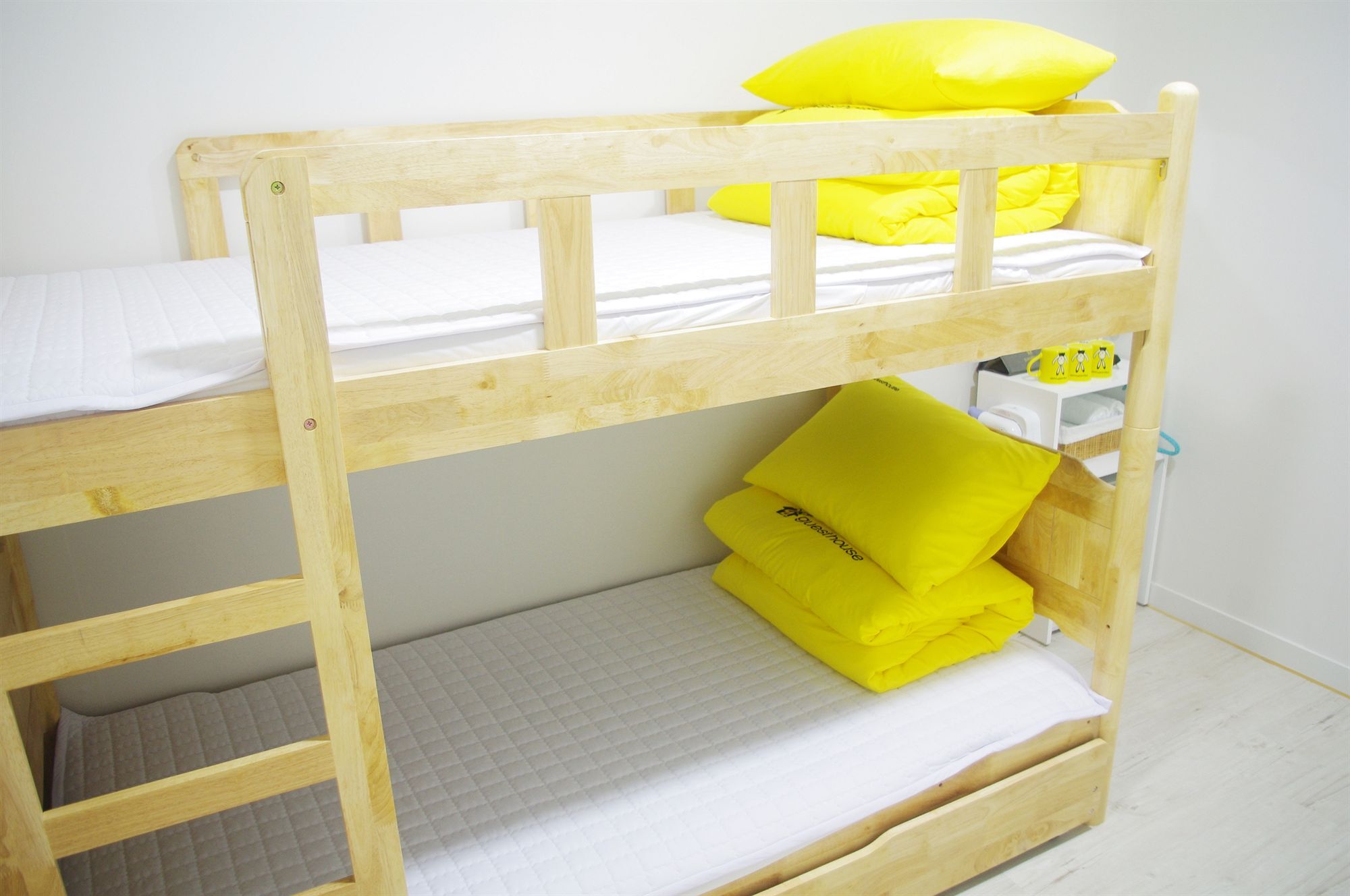 24 Guesthouse Yeosu Extérieur photo